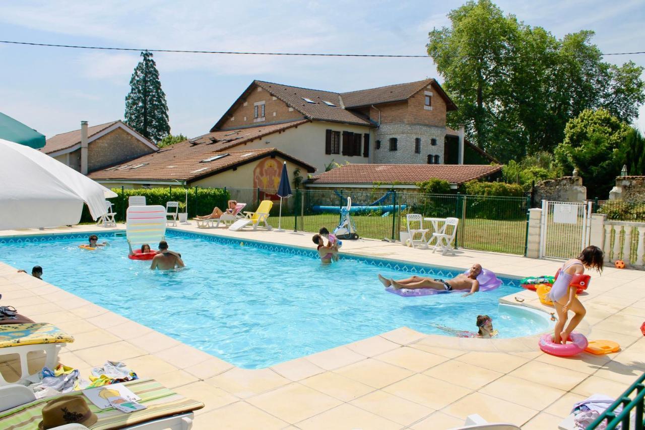 Le Logis Des Quatre Puits Bed and Breakfast Neuvicq-Montguyon Exteriör bild