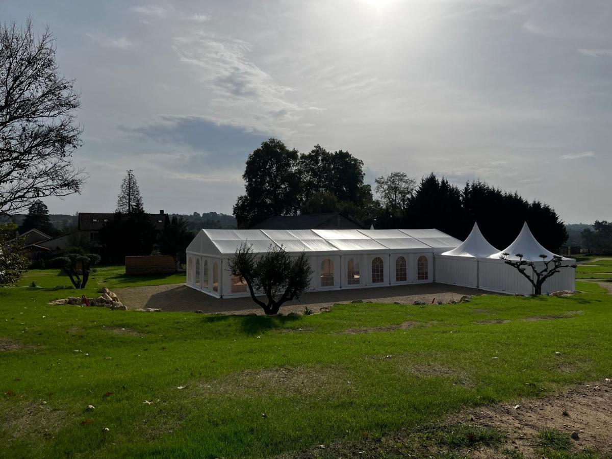 Le Logis Des Quatre Puits Bed and Breakfast Neuvicq-Montguyon Exteriör bild
